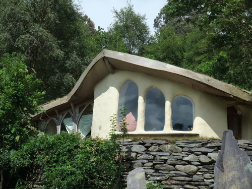 Cae Mabon cob house